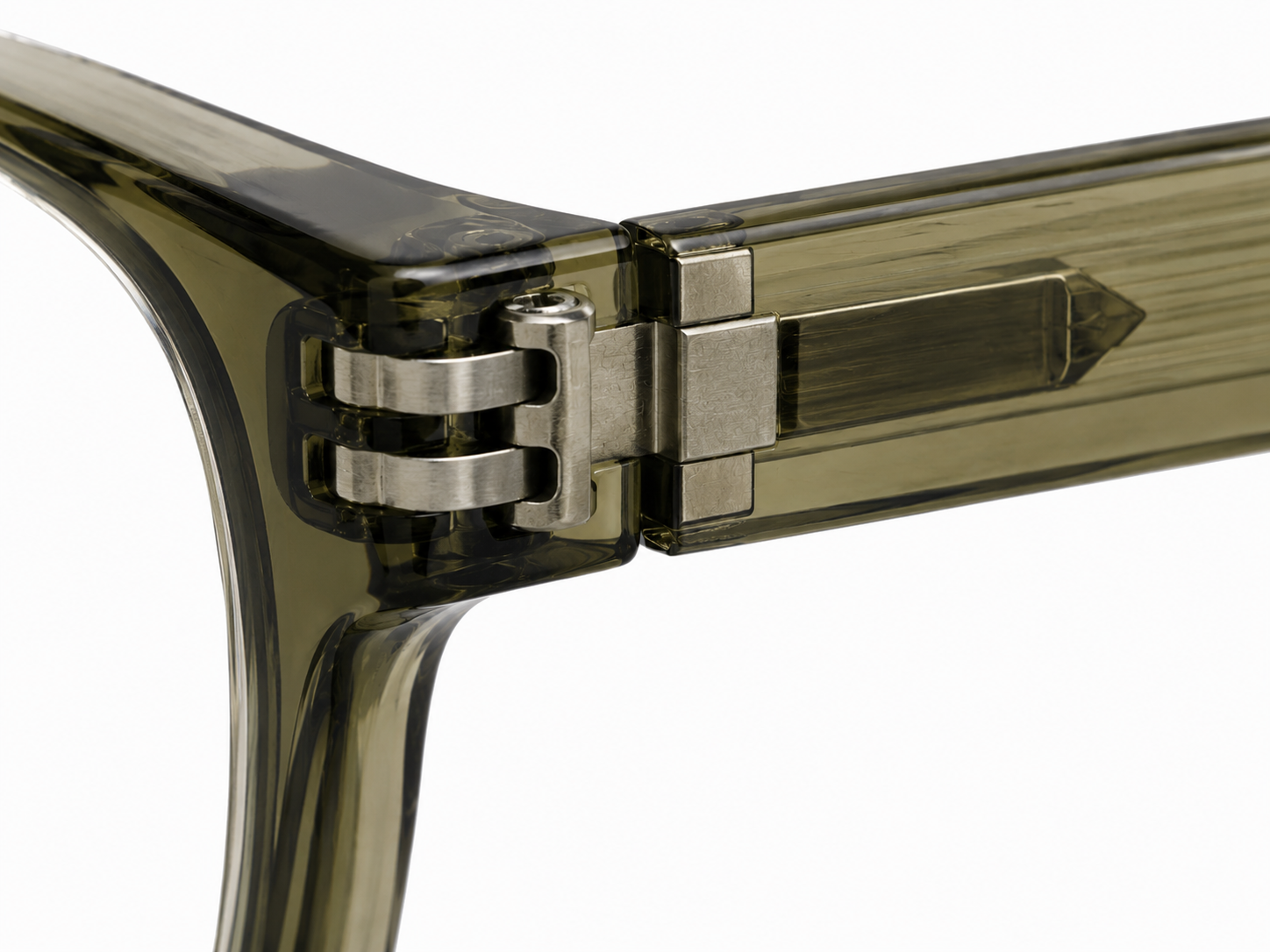 Macro close-up of the Almasi Kael™ precision hinge showcasing premium engineering, durable β-Ultem construction and refined craftsmanship.