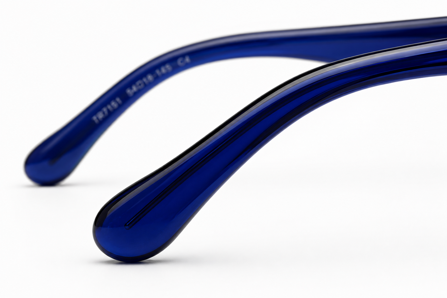 Temple detail of the Siri Sael premium acetate optical frame.